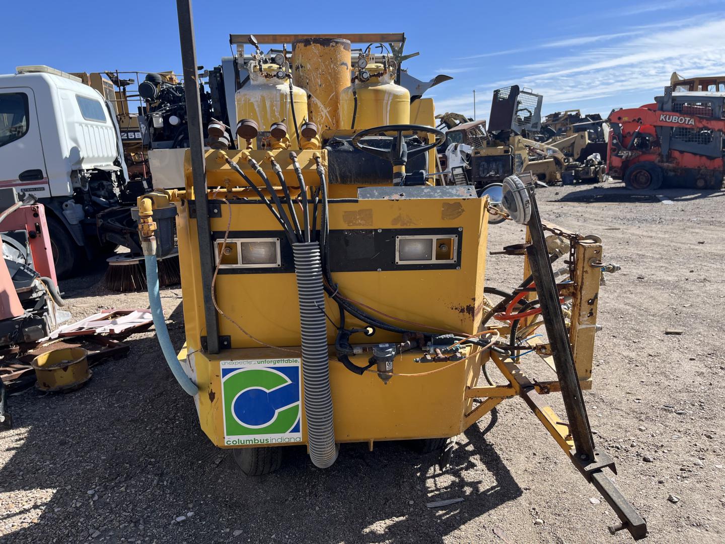 ./imagenes/INVOICE/2019/17420/PINTA RAYAS TAYLOR-DUNN D6-60 (32).JPG